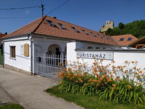 Szarvasház- Teljes ház