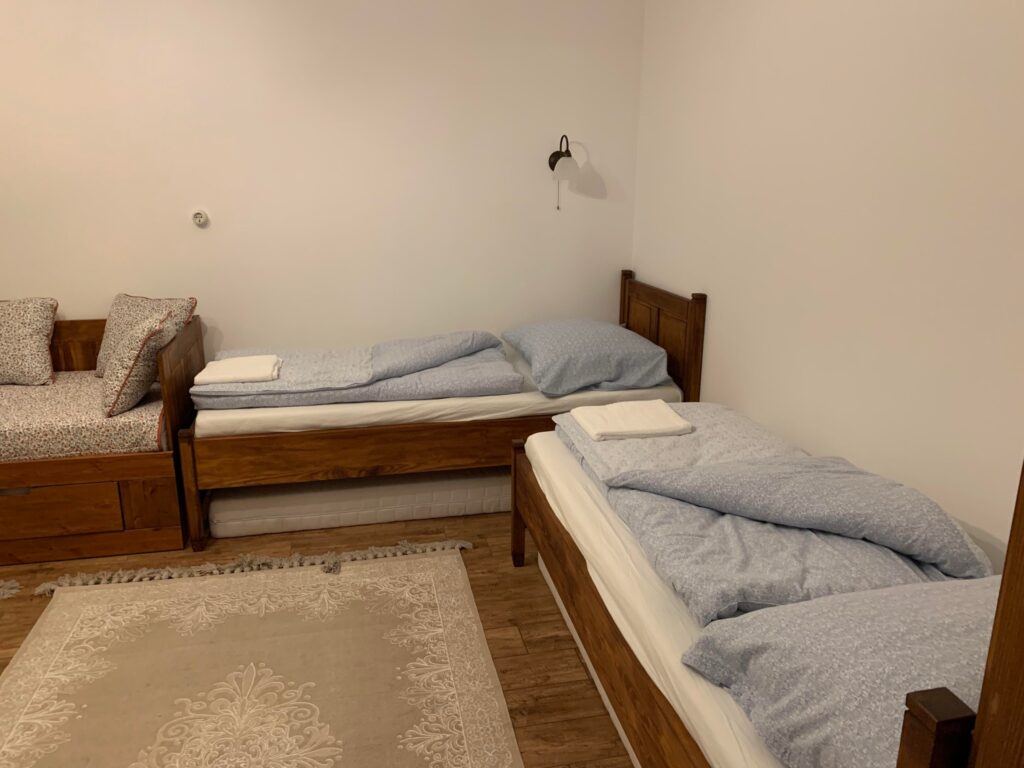 Szigetmonostor Százesztendős Révészház – Kisoroszi apartman