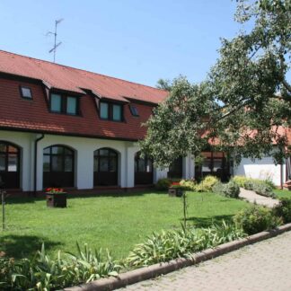 Sterbetz István Túzokvédelmi Látogatóközpont