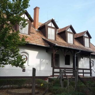 Naprózsa Erdei Iskola