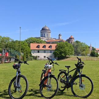 E-bike bérlés Esztergomban (Esztergomi Rögbi Kft.)