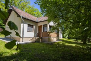 Kis apartman